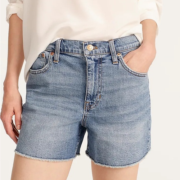 JCrew High-rise denim short in tea time wash - Picture 2 of 4